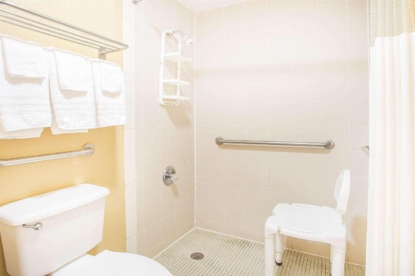 Days Inn by Wyndham Athens Main image